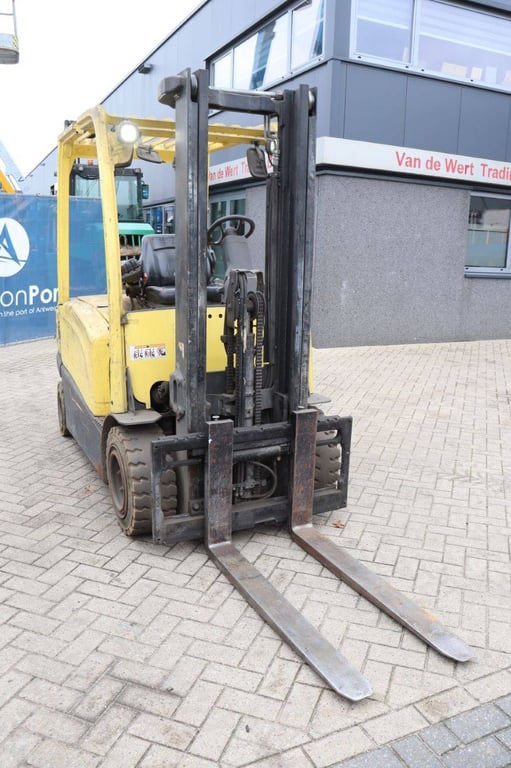 Hyster J3.0XN Electric Forklift 2330kg 3.2m 2011 2011 J3.0XN 2011 1 Forklift image 7