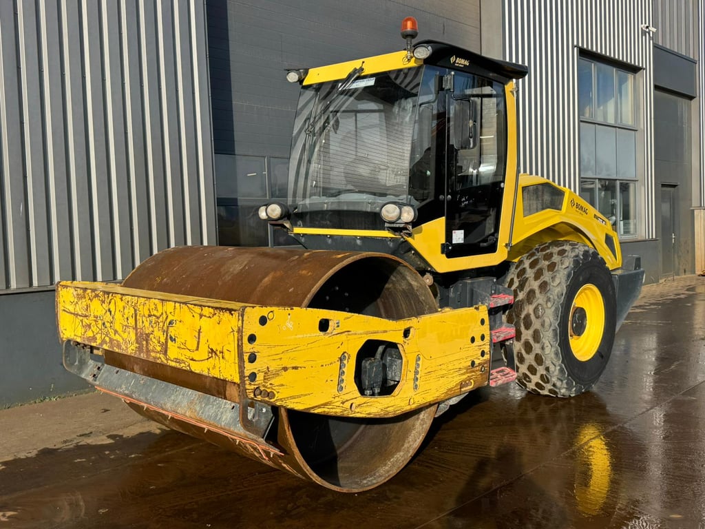 Bomag BW213D-5 2017 00033757 BW213D-5 2017 1 image 2