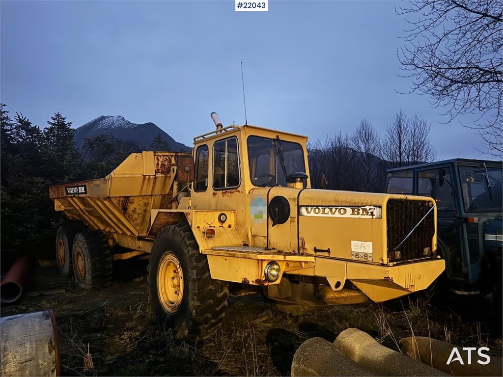 Volvo 861 6x6 Dump Truck. 1985 22043 861 6x6 Dump Truck. 1985 1 image 16