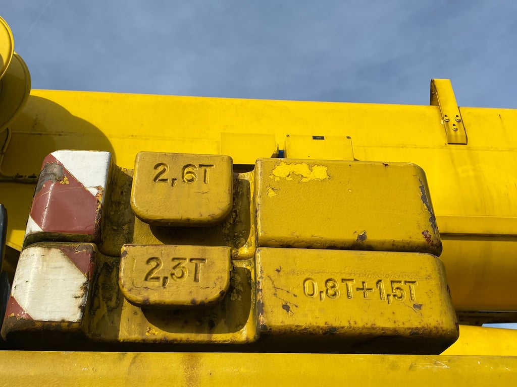 Liebherr LTM1055/1 2004 70001359 LTM1055/1 2004 1 image 10