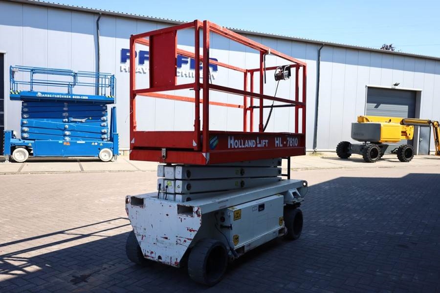 Holland Lift Ecostar HL-7810 Electric, 10m Working Height, 450k 2012 HOLLAND LIFT - Ecostar HL-7810 - 63490 Holland lift E...