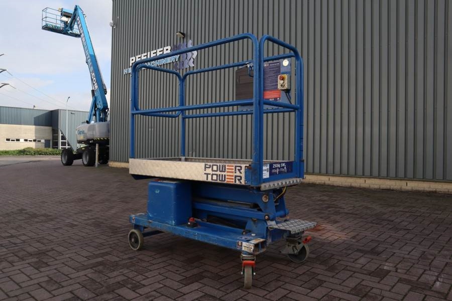 JLG Power Tower Electric, 5.10m Working Height, 250kg 2017 JLG - Power Tower - 62358 Power Tower Electric, 5.10m Working H...