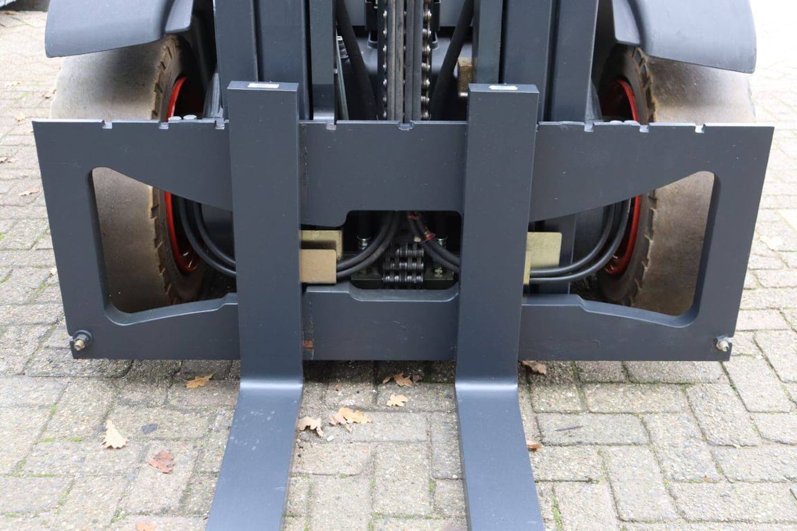 Heftruck Linde H40T-02 LPG 4000kg 2015 2015 H40T-02 2015 1 Forklift image 12