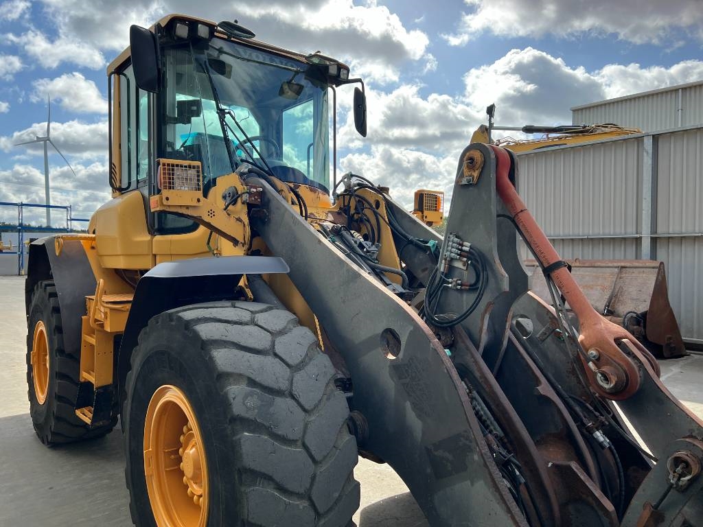 Volvo L90F 2011 208583 L90F 2011 1 Wheel Loaders image 14