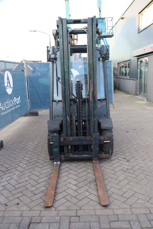 Forklift Linde H25D-02 Diesel 2500kg 2014 2014 H25D-02 2014 1 Forklift image 8