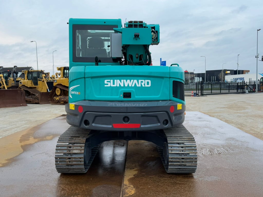 Heavy machinery product image - Image 4 of 15