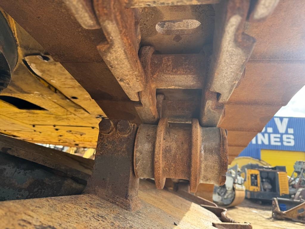 Heavy machinery product image - Image 12 of 15