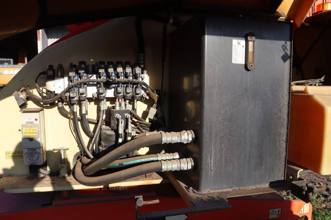 JLG 460SJ Diesel 16.1m Telescopic Boom Lift 2008 2008 460SJ 2008 1 image 12