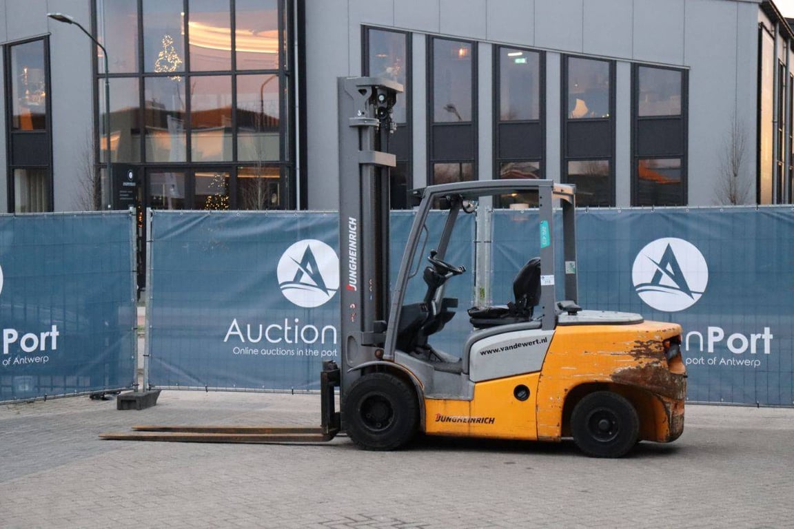 Forklift Jungheinrich DFG 435 Diesel 3500kg 4.5m 2020 2020 DFG 435 2020 1 Forklift image 3