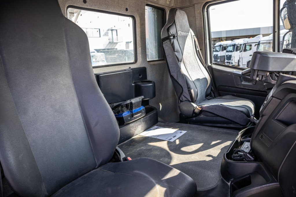 IVECO TRAKKER 400+BAND/TAPIS/BELT T40 2017 E60453 TRAKKER 400+BAND/TAPIS/BELT T40 2017 1 image 8