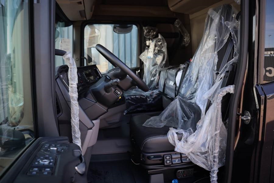 Cormach R540 B8X2 Scania 110000-E8F206 A.S.C, Diesel, Eur 2023 CORMACH - R540 B8X2 - 30046 Cormach R540 B8X2 Scania 110000...