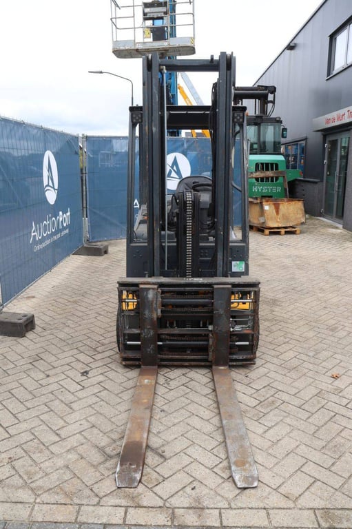 Heavy machinery product image - Image 8 of 15