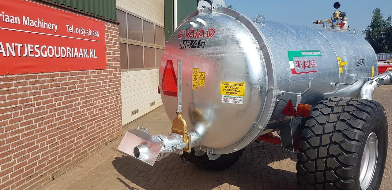 Vaia MB 45 Water tank 2017 7174 Vaia MB 45 Water tank 2017 0 image 3