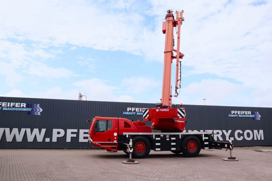 Terex AC40/2L Diesel, 4x4 Drive And 4-Wheel Steering, 40 2017 TEREX - AC40/2L - 90344 AC40/2L Diesel, 4x4 Drive And 4-Whee...