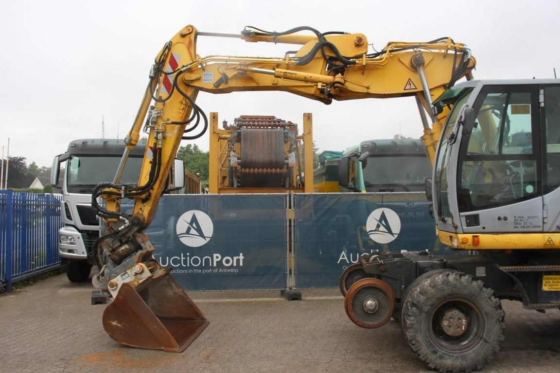 Wheel excavator New Holland MH5 Plus Diesel 2008 2008 MH5 Plus 2008 1 Wheel Loaders image 9
