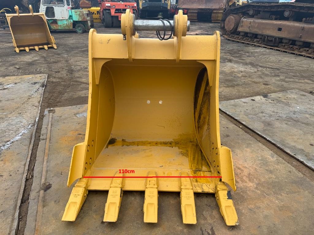 CAT 320 bucket OM 2025 5384 320 bucket OM 2025 0 image 3
