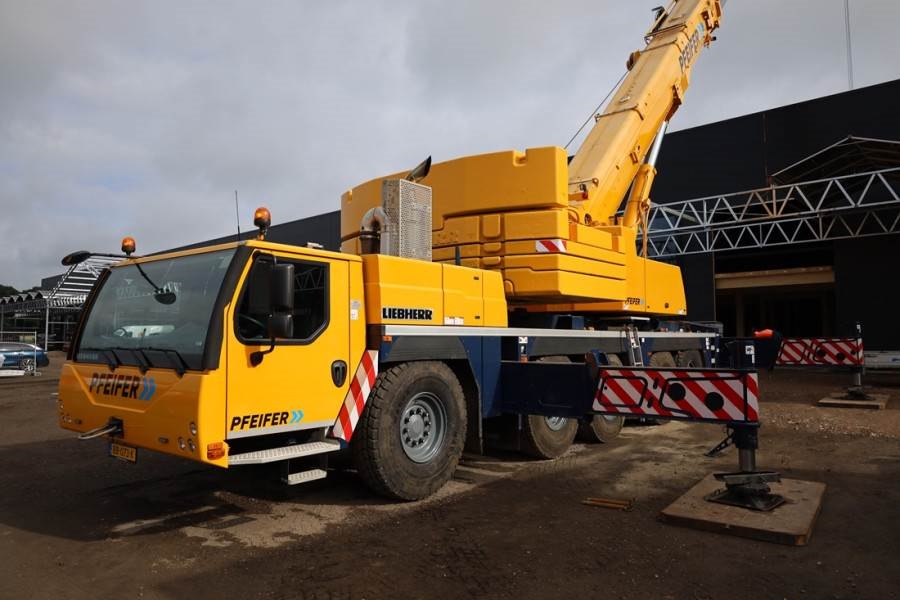 Liebherr LTM1250-5.1 Dutch Registration, Paragraph 70, 10x6 2018 LIEBHERR - LTM1250-5.1 - 63618 LTM1250-5.1 Dutch Registra...