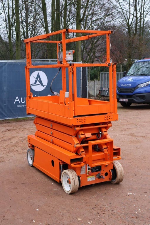 Skyjack Electric Scissor Lift 7.8m 2015 2015 2015 1 Scissor Lifts image 7