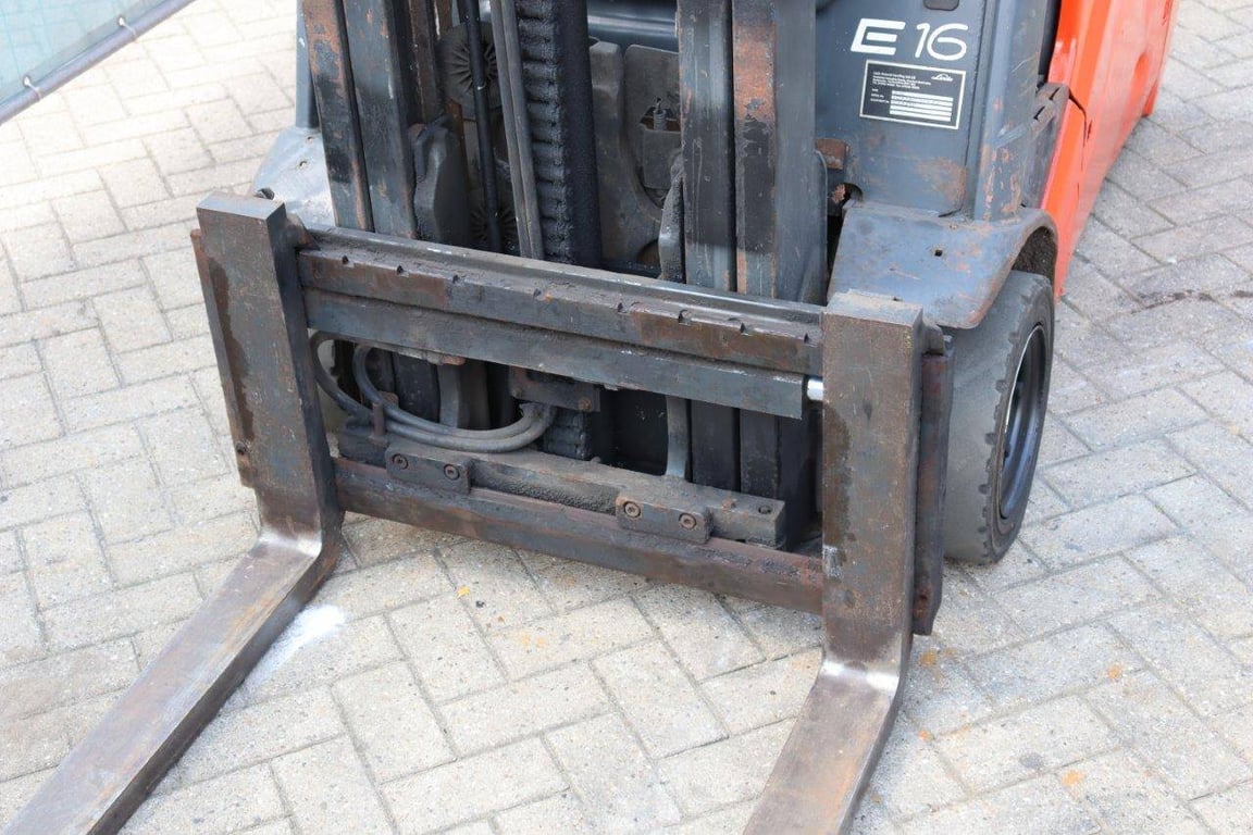 Forklift Linde E16-01 Electric 1600kg 4.5m 2014 2014 E16-01 2014 1 Forklift image 11