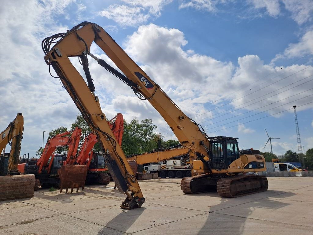 CAT 330 DL UHD (21m UHD + standard boom) 2007 ATR-1761 330 DL UHD (21m UHD + standard boom) 2007 1 Crawler Excavators image 8