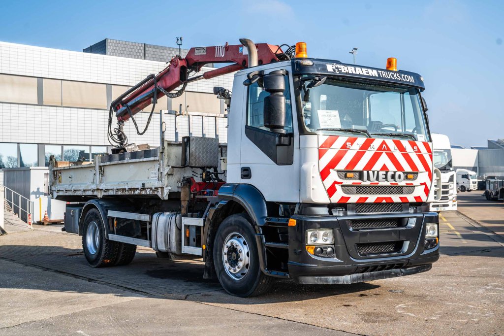 IVECO STRALIS 310- E5 + HMF 1110 K2 2008 E63083 STRALIS 310- E5 + HMF 1110 K2 2008 1 image 3