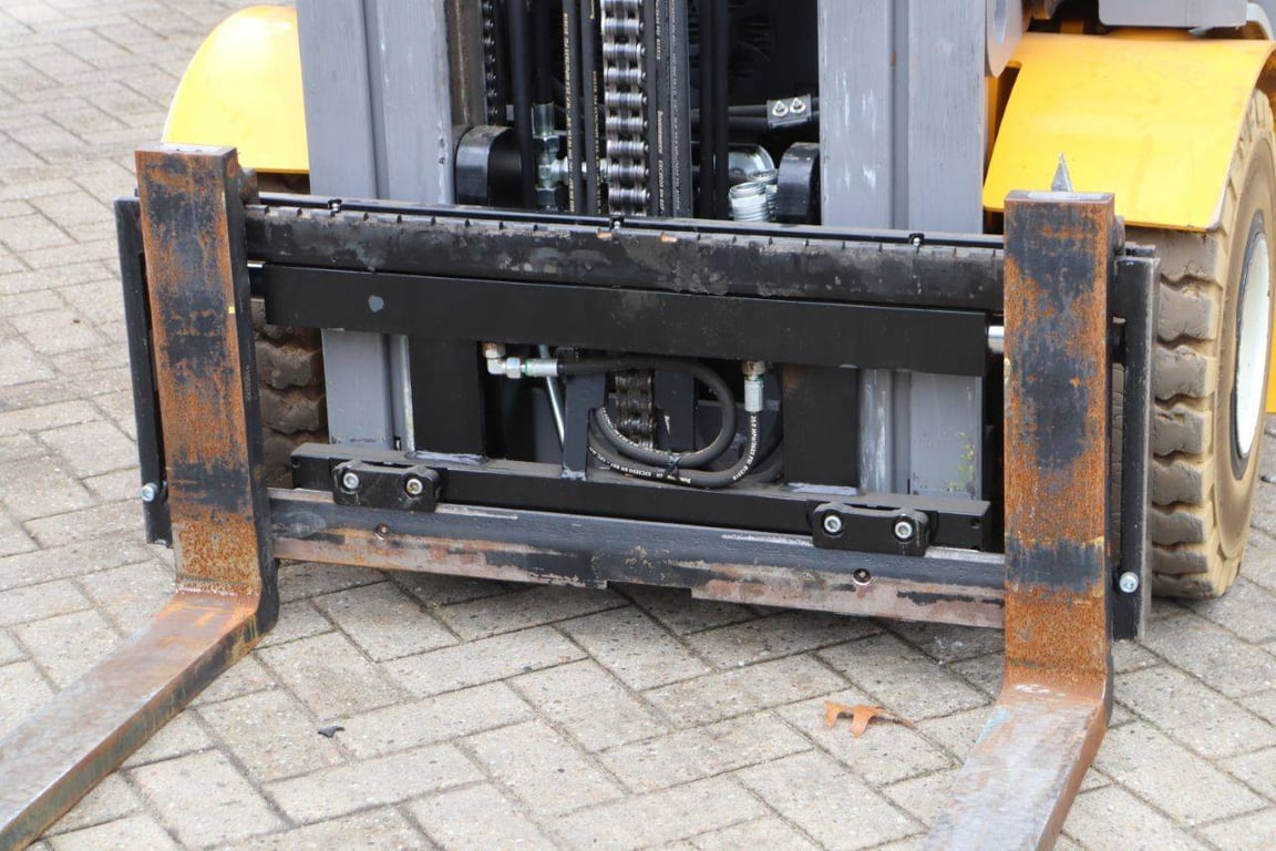 Heavy machinery product image - Image 11 of 15