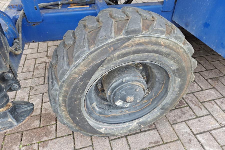 Haulotte H12SXL Diesel, 4x4 Drive, 12m Working Height, 700k 2008 HAULOTTE - H12SXL - 90367 H12SXL Diesel, 4x4 Drive, 12m W...