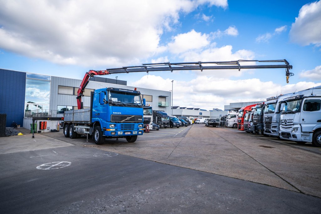 VOLVO FH 12-340 - HMF 2420 K6 (2012) 1997 E64067 FH 12-340 - HMF 2420 K6 (2012) 1997 1 image 2