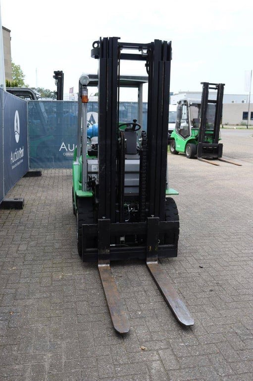 Forklift CESAB M325G LPG 2500kg 2018 2018 Cesab M325G 2018 1 Forklift image 7
