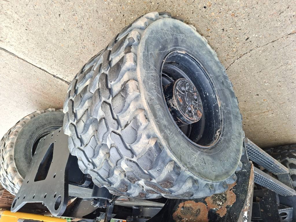 Heavy machinery product image - Image 27 of 32