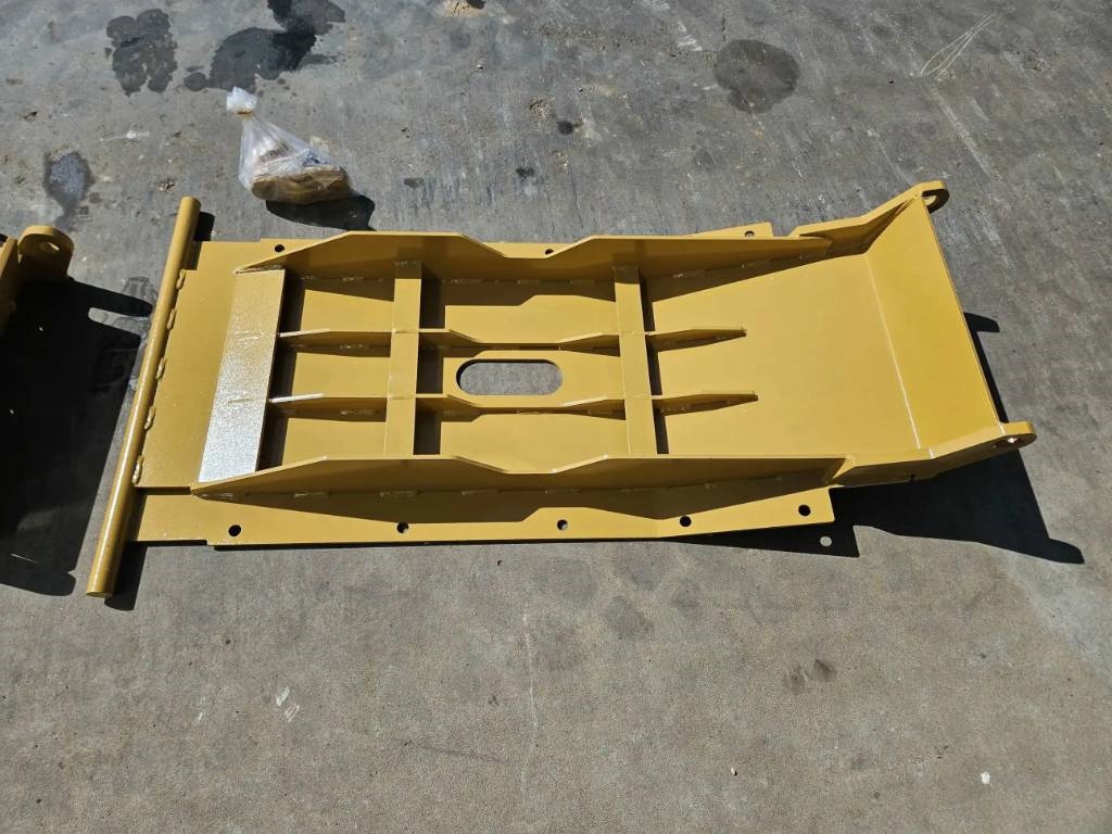 CAT 12M 2025 906671 12M 2025 0 image 3