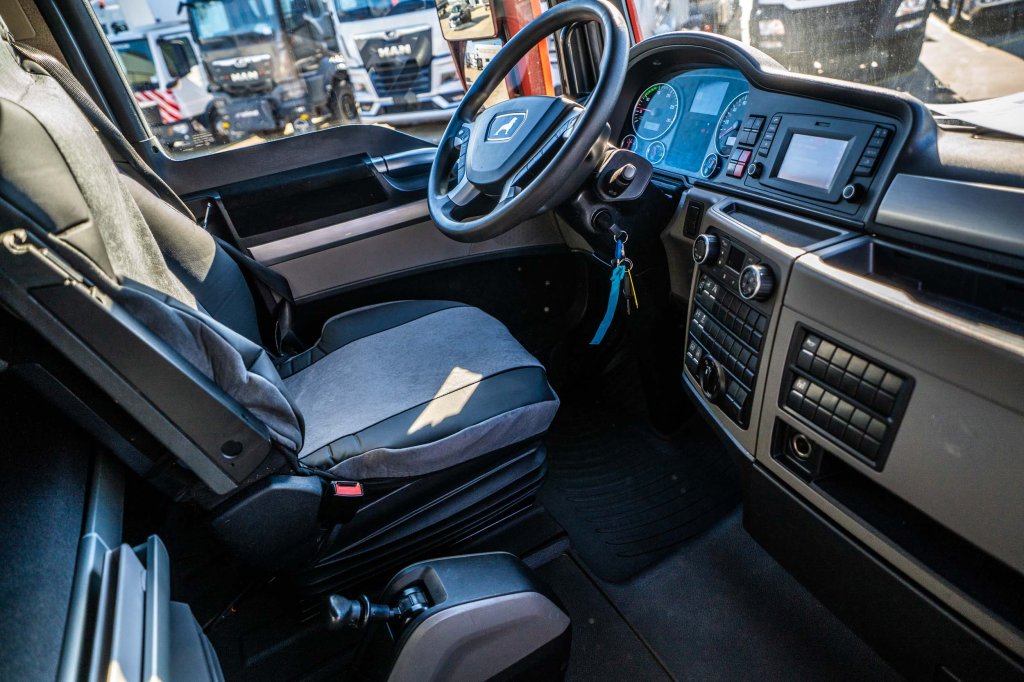 MAN TGX 18.470 XLX BLS 2019 E64718 TGX 18.470 XLX BLS 2019 1 image 15