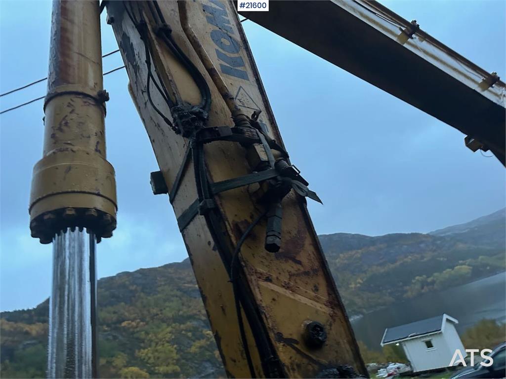 Komatsu PC240LC excavator. WATCH VIDEO. 2000 21600 PC240LC excavator. WATCH VIDEO. 2000 1 Crawler Excavators image 9