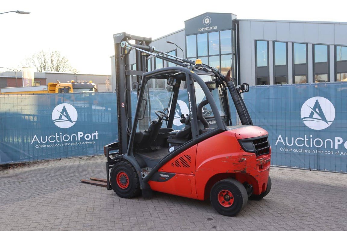 Forklift Linde H30D-02 Diesel 3000kg 2013 2013 Fenwick-Linde H30D-02 2013 1 Forklift image 4