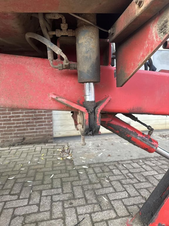 Heavy machinery product image - Image 14 of 15