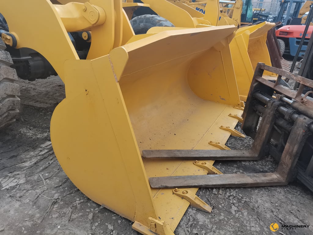 WA320-5 Komatsu good price hot sale WA320-5 2018 1 Wheel Loaders image 5
