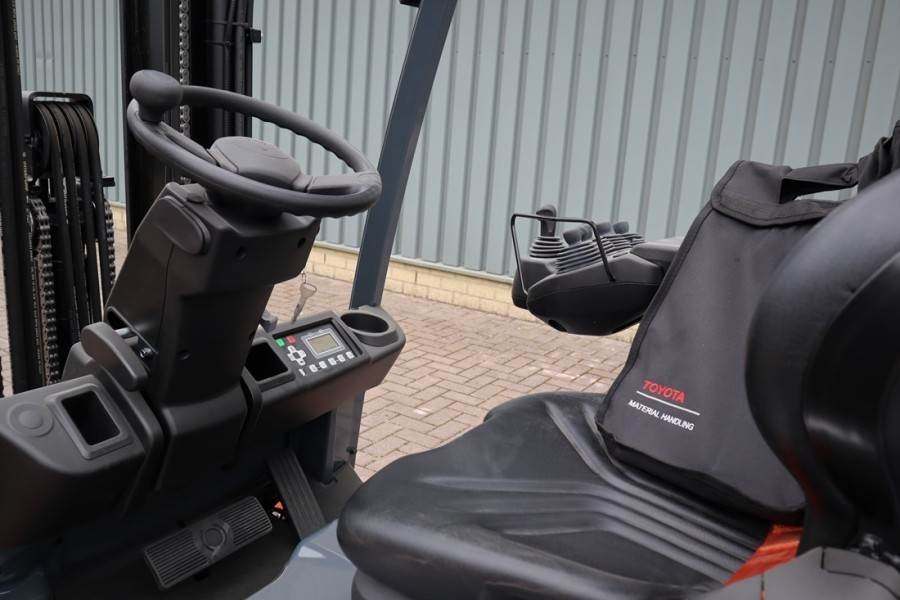 Heavy machinery product image - Image 9 of 30