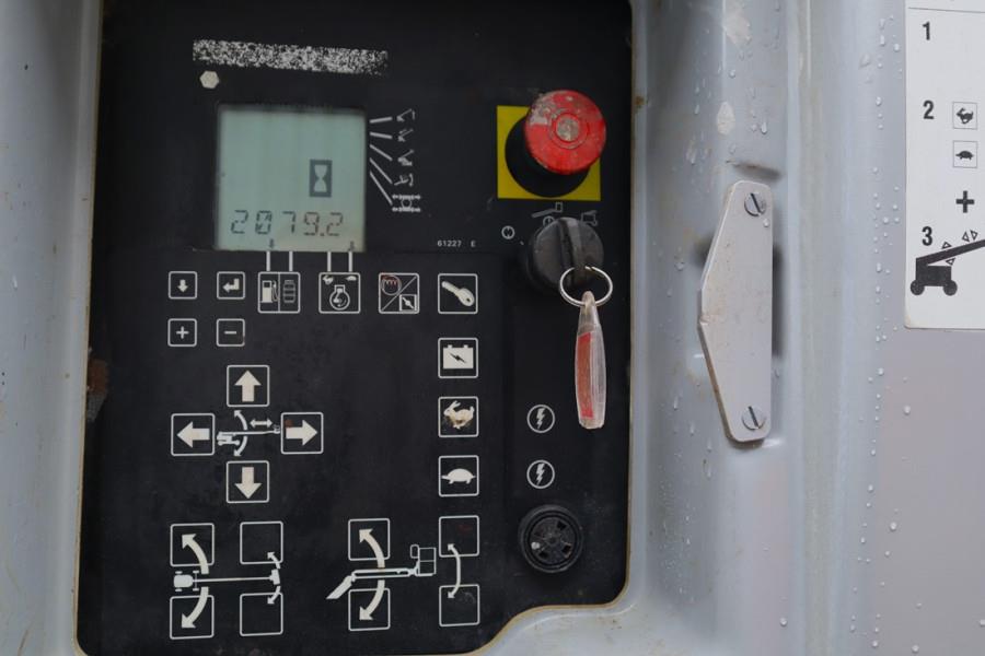 Genie S125 Diesel, 4x4x4 Drive, 40.1m Working Height, 24 2013 GENIE - S125 - 62394 S125 Diesel, 4x4x4 Drive, 40.1m Working...