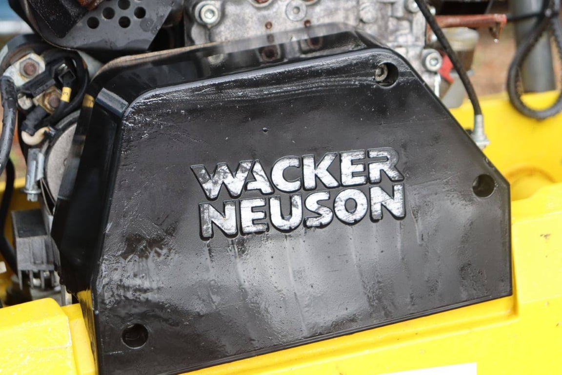 Vibrating plate Wacker Neuson DPU3760 Diesel 4.2kW 2018 2018 Neuson DPU3760 2018 1 image 9