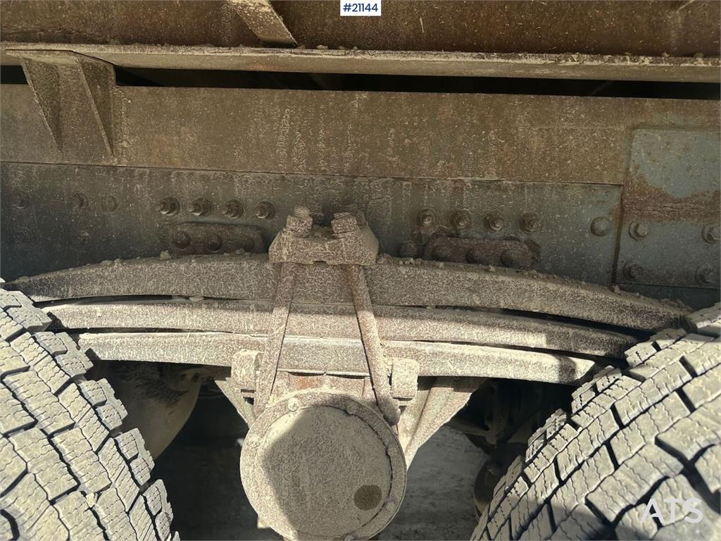 Volvo FH 16 6x4 timber truck w/ 1983 Briab grain trailer 1999 21144 FH 16 6x4 timber truck w/ 1983 Briab grain trailer 199...