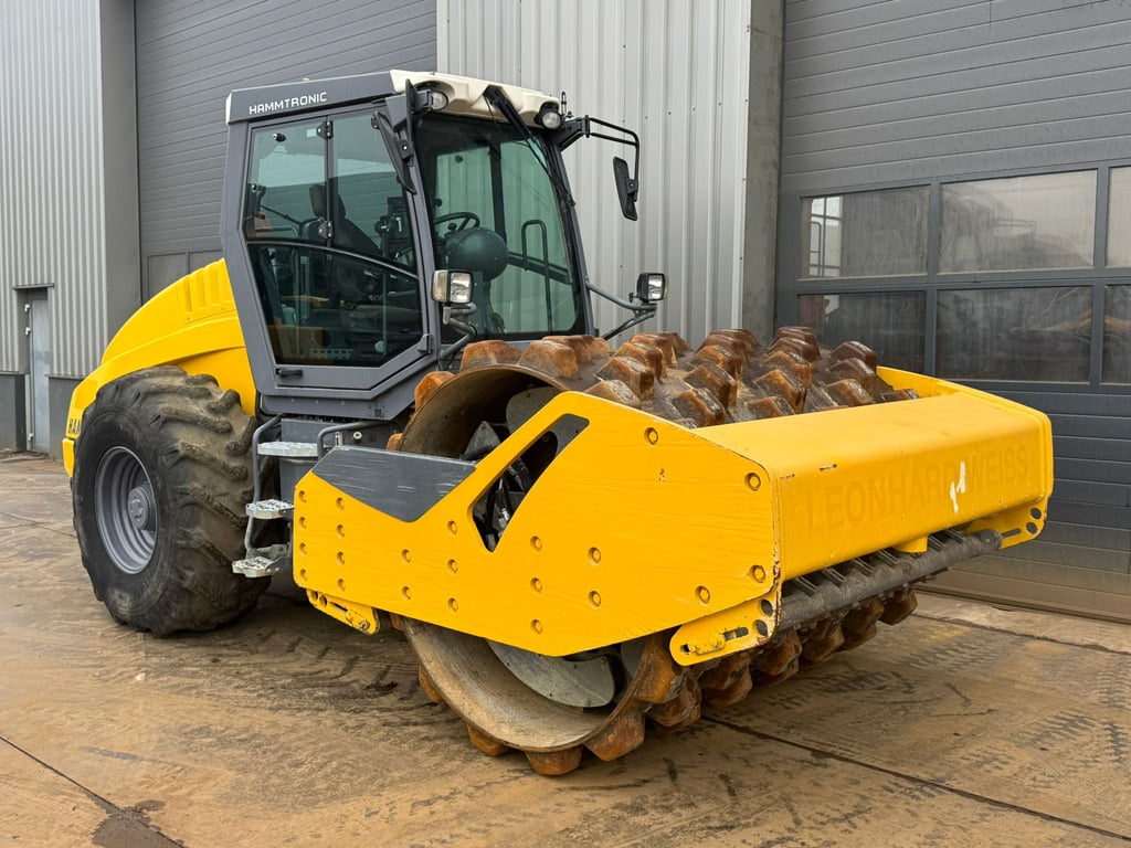 Hamm H13i Padfoot compactor 2016 00033612 H13i Padfoot compactor 2016 1 image 7