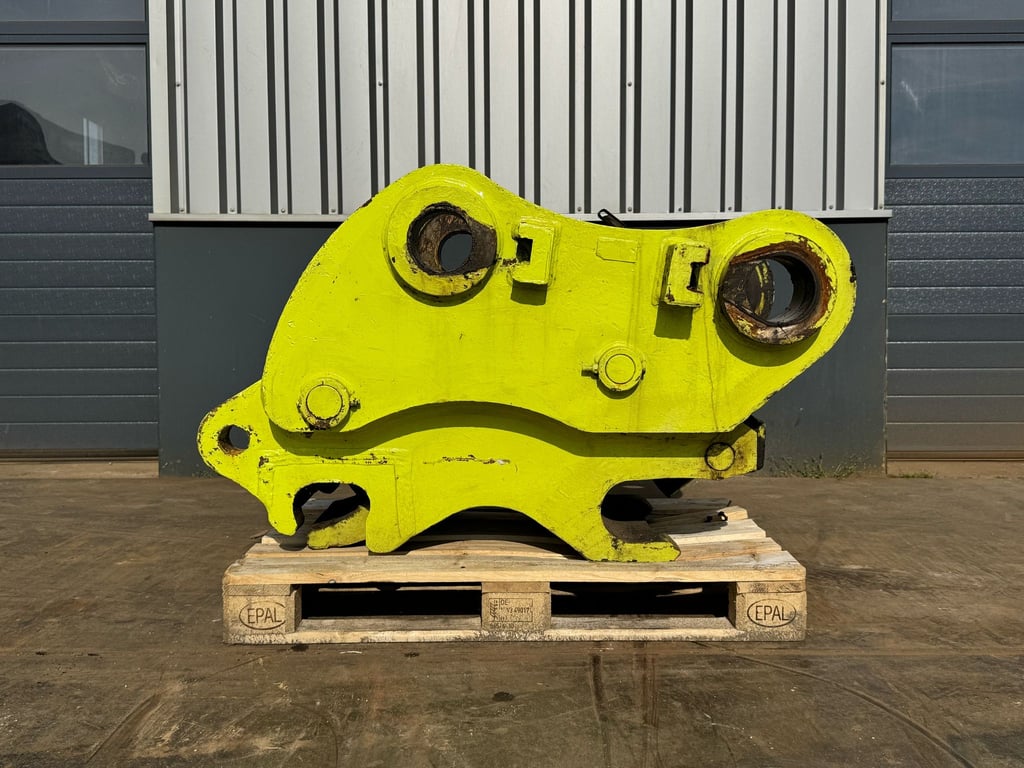 Caterpillar 352F Miller Pin-On Quick Coupler 70001781 352F Miller Pin-On Quick Coupler 1 image 8