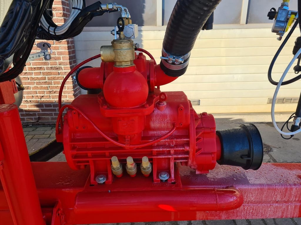 Vaia waterwagen MB 100 2024 9709 Vaia waterwagen MB 100 2024 0 image 11