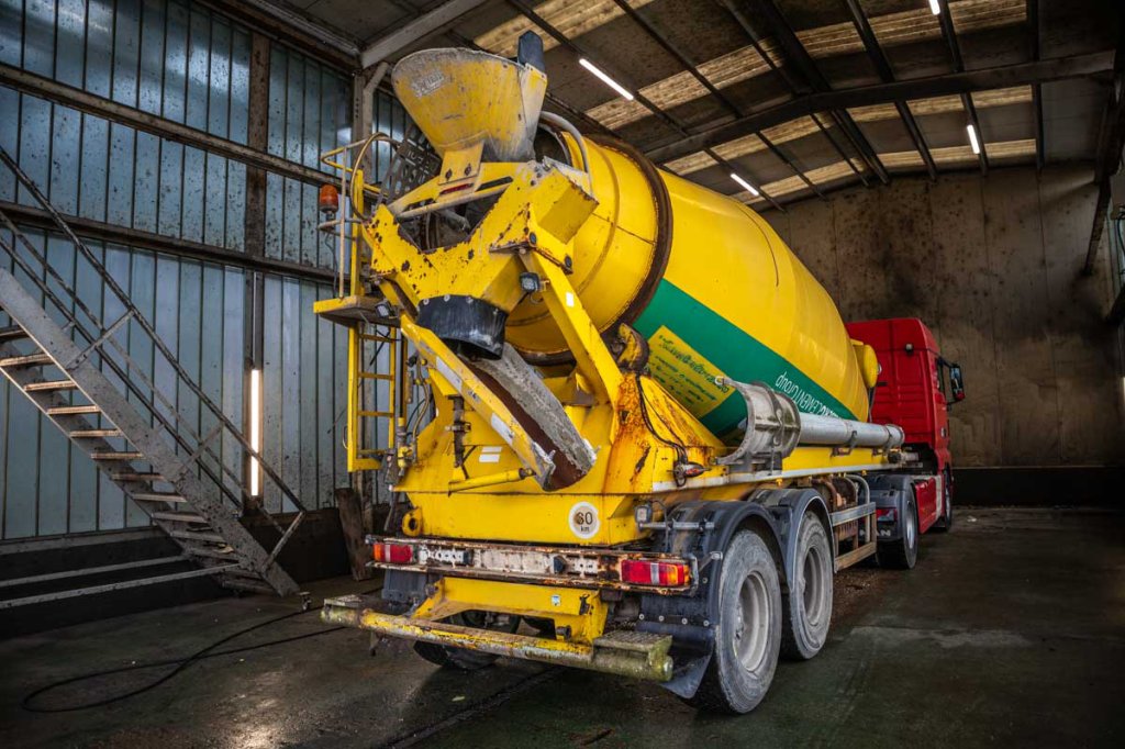 DE BUF BETON MIXER/MALAXEUR/MISCHER 12M3 2016 E61061 De Buf BETON MIXER/MALAXEUR/MISCHER 12M3 2016 1 image 3