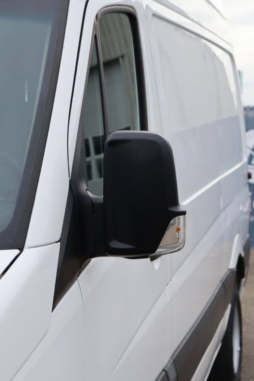 Refrigerated van Volkswagen Crafter Diesel 2012 2012 Volkswagen Crafter 2012 1 image 14