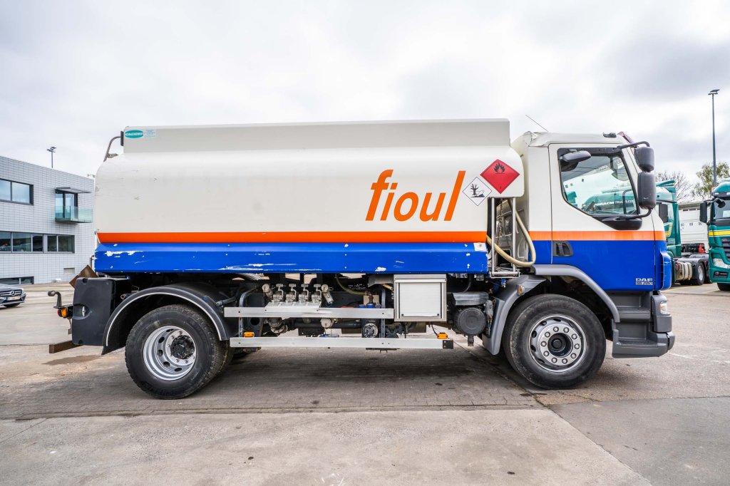 DAF LF55 280+ ALU 13000L/4 COMP. 2009 E63679 DAF LF55 280+ ALU 13000L/4 COMP. 2009 1 image 3
