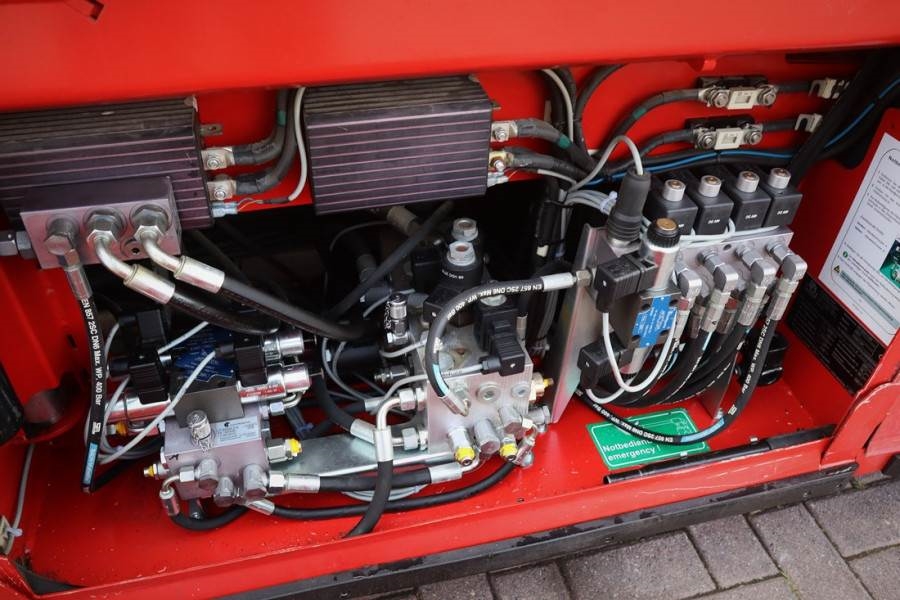 PB LIFT S225-12ES Electric, 4x2 Drive, 22.5m Working 2013 PB LIFT - S225-12ES - 62204 PB LIFT S225-12ES Electric, 4x2 Driv...