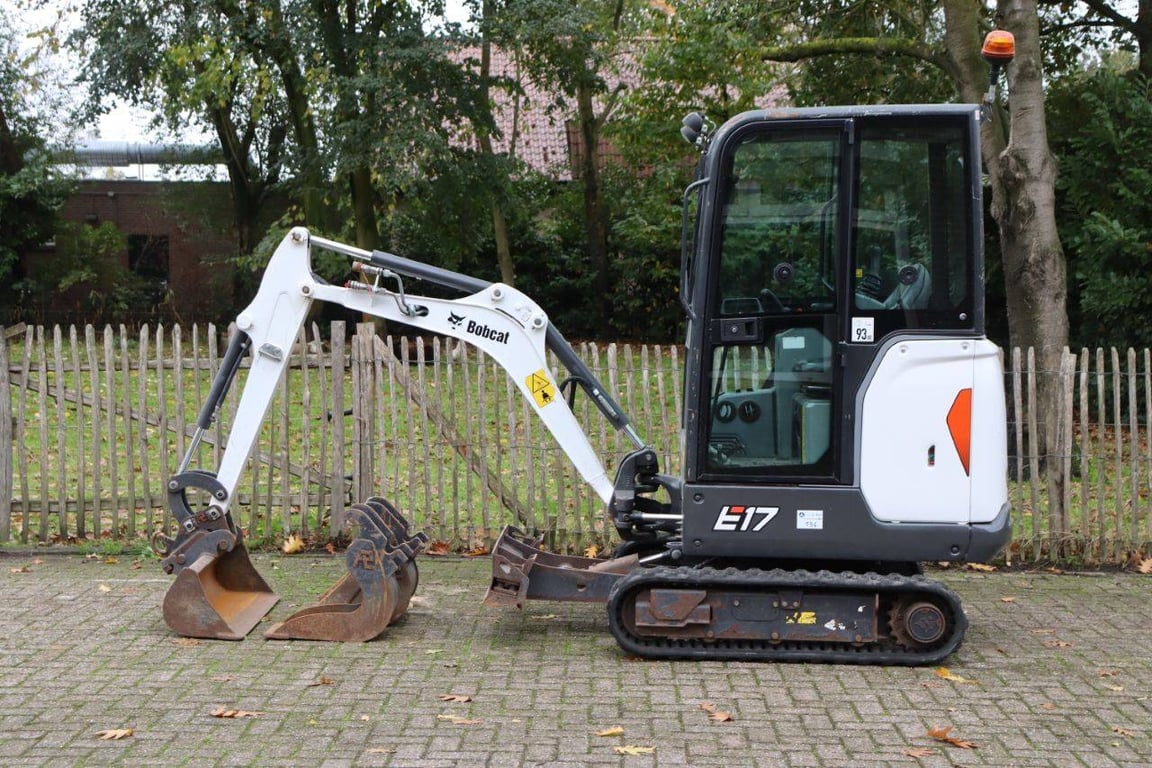 Mini excavator Bobcat E17 Diesel 10.2kW 2021 2021 E17 2021 1 image 2