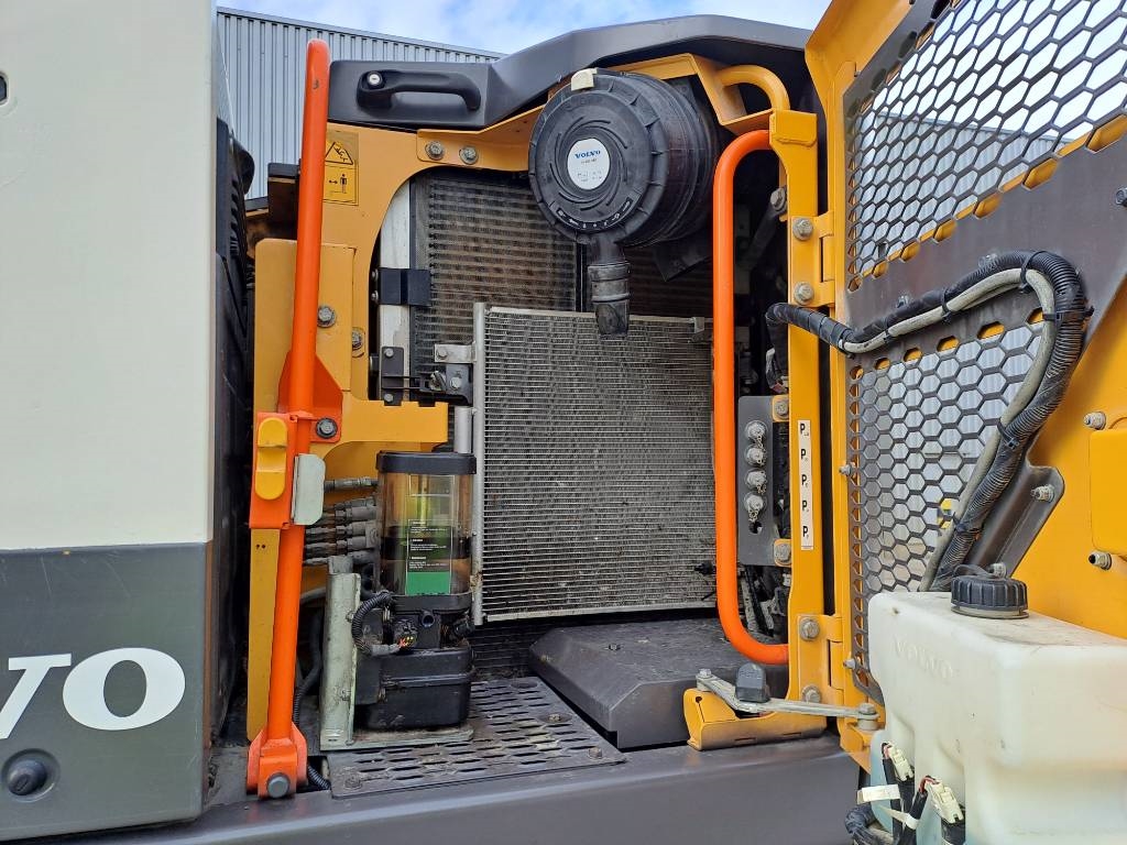 Heavy machinery product image - Image 13 of 15