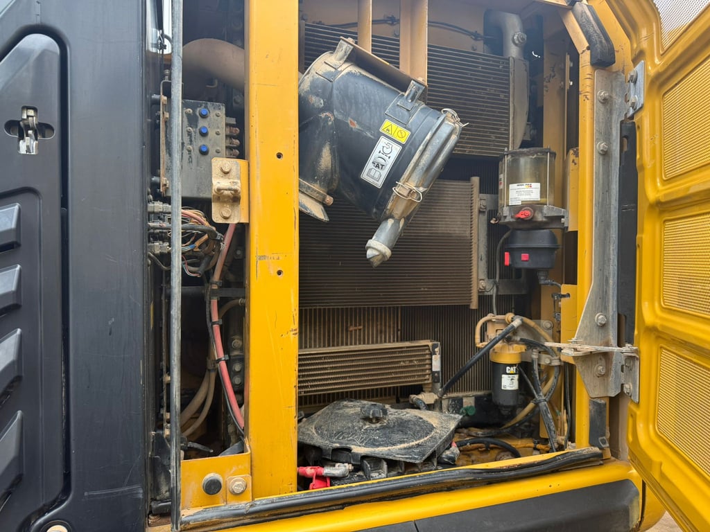 Caterpillar 320E LRR 2013 00033659 320E LRR 2013 1 image 12